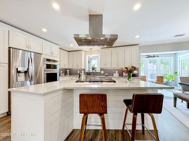 2025 DERRINGER Road, Jacksonville, FL 32225