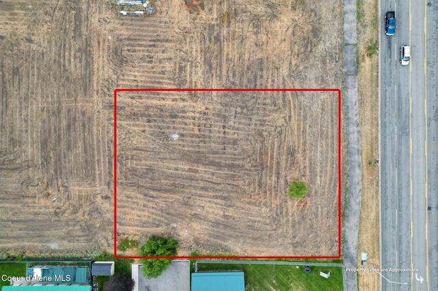 2135 W Seltice WAY, Post Falls, ID 83854