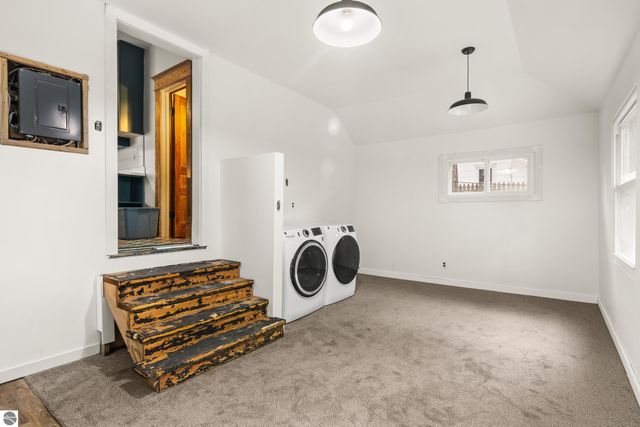 1024 W Front Street, Traverse City, MI 49684