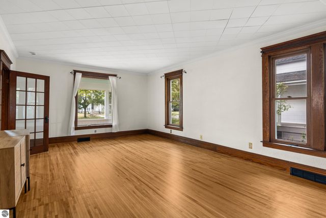 1024 W Front Street, Traverse City, MI 49684