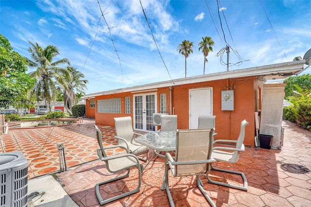 5065 SW 90th Court, Miami, FL 33165