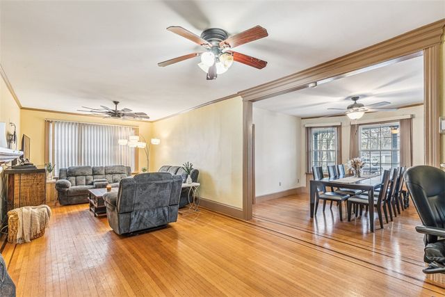 300 Farmington Avenue, Cranston, RI 02920