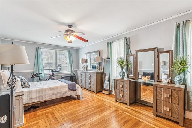 300 Farmington Avenue, Cranston, RI 02920