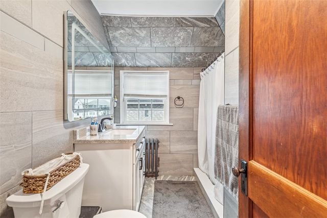 300 Farmington Avenue, Cranston, RI 02920