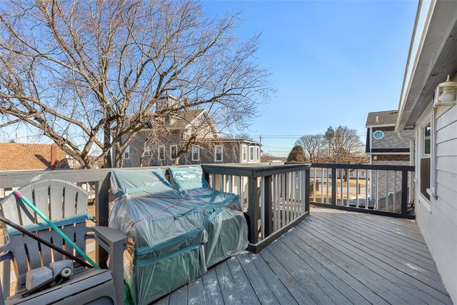 300 Farmington Avenue, Cranston, RI 02920