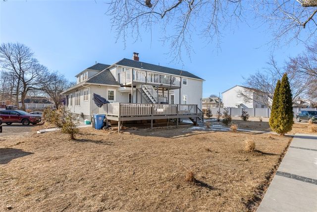 300 Farmington Avenue, Cranston, RI 02920