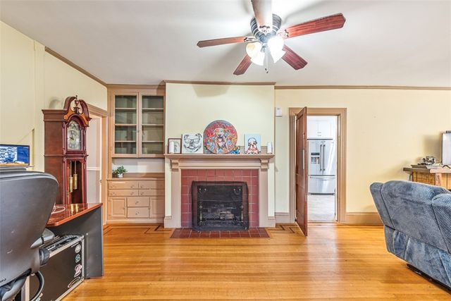 300 Farmington Avenue, Cranston, RI 02920