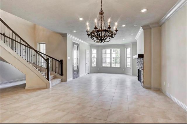 13621 Teal Bluff Lane, Houston, TX 77077