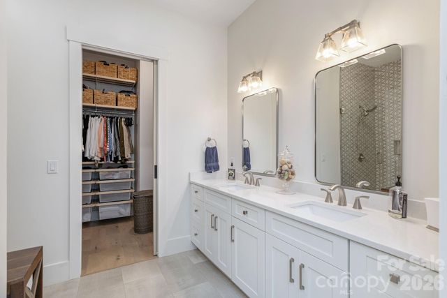 40 Hidden Pond Lane, Brevard, NC 28712