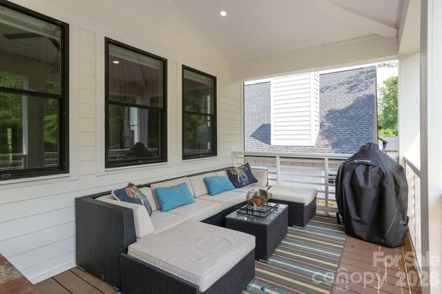 40 Hidden Pond Lane, Brevard, NC 28712