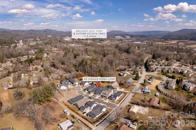 40 Hidden Pond Lane, Brevard, NC 28712