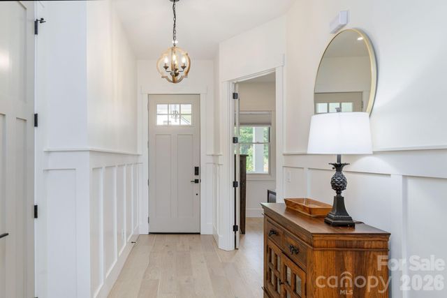 40 Hidden Pond Lane, Brevard, NC 28712