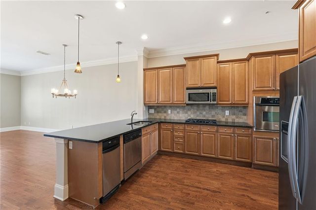 3930 Charleston Market St 221, Suwanee, GA 30024