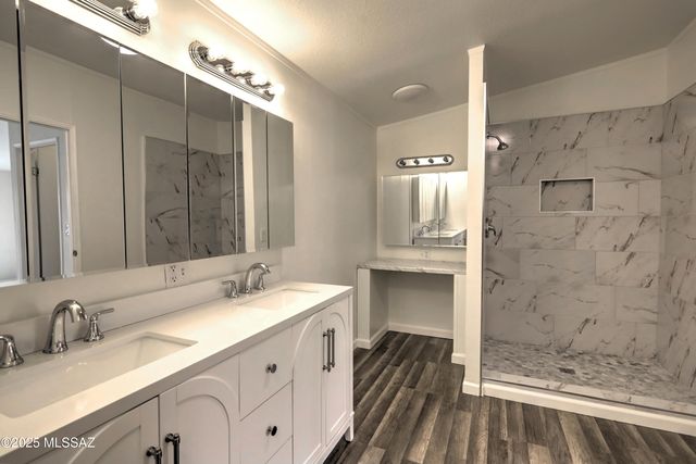 5346 S Lemon Tree Drive, Tucson, AZ 85757