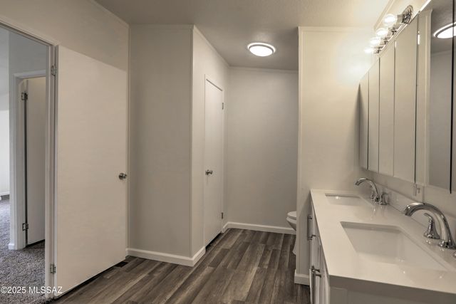 5346 S Lemon Tree Drive, Tucson, AZ 85757