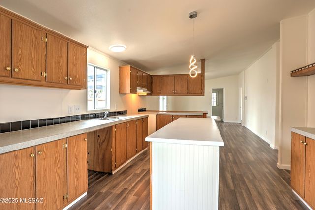 5346 S Lemon Tree Drive, Tucson, AZ 85757