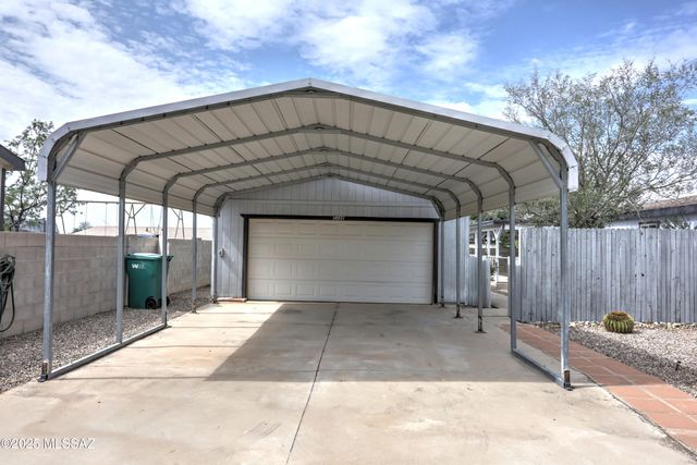 5346 S Lemon Tree Drive, Tucson, AZ 85757