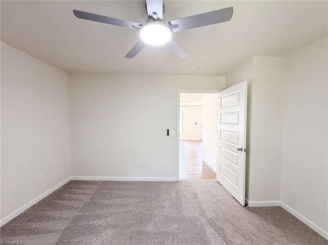 4982 Follansbee Road, Winston-salem, NC 27127