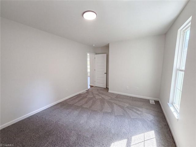 4982 Follansbee Road, Winston-salem, NC 27127