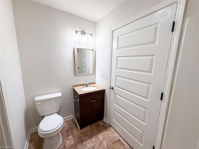 4982 Follansbee Road, Winston-salem, NC 27127