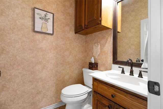 1109 Sherwood Street, Gladewater, TX 75647