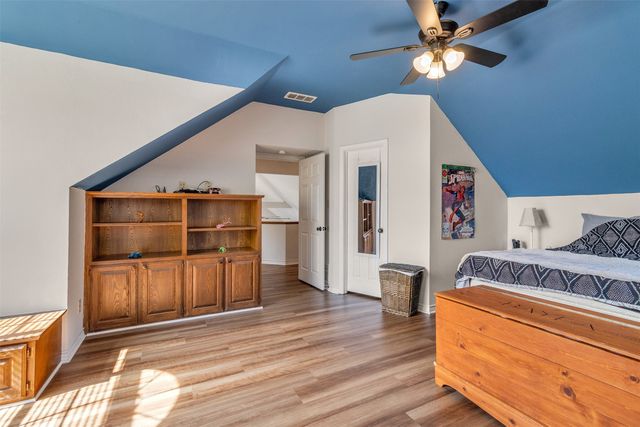 1109 Sherwood Street, Gladewater, TX 75647