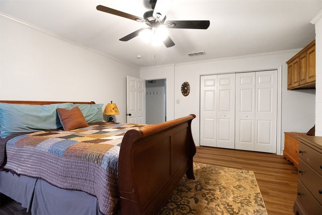 1109 Sherwood Street, Gladewater, TX 75647