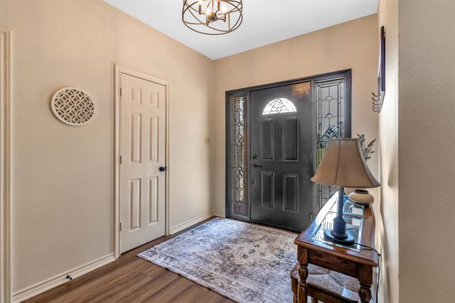 1109 Sherwood Street, Gladewater, TX 75647