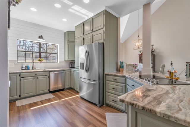 1109 Sherwood Street, Gladewater, TX 75647