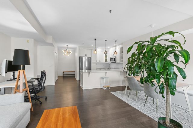 660 N 2nd Street 303, Minneapolis, MN 55401