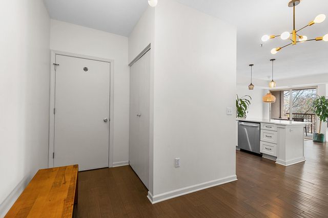 660 N 2nd Street 303, Minneapolis, MN 55401