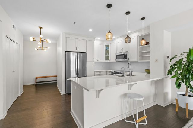 660 N 2nd Street 303, Minneapolis, MN 55401