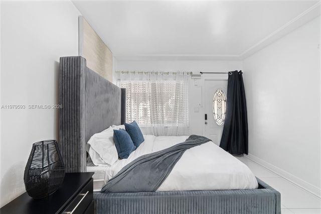 1761 SW 14th St, Miami, FL 33145