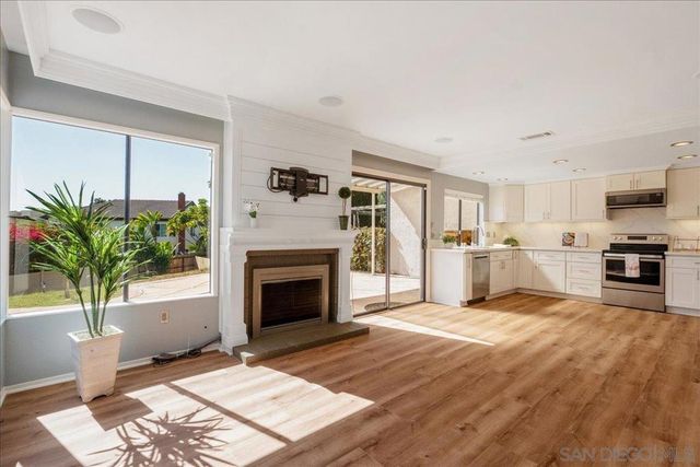 16150 Big Springs Way, San Diego, CA 92127