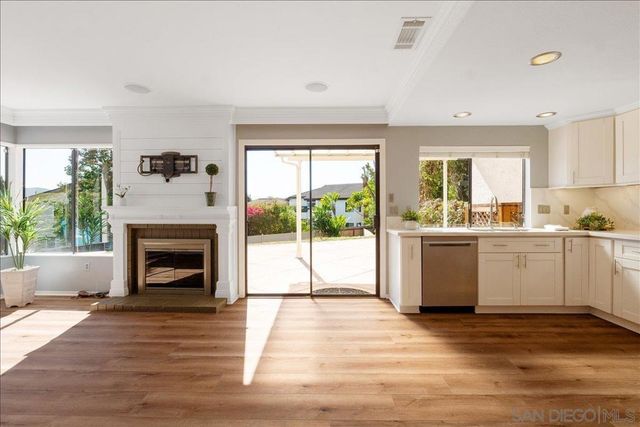 16150 Big Springs Way, San Diego, CA 92127