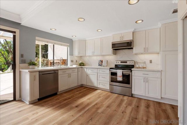 16150 Big Springs Way, San Diego, CA 92127