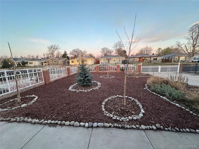 4574 Wyandot Street, Denver, CO 80211