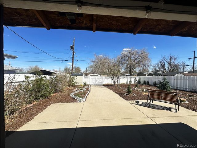 4574 Wyandot Street, Denver, CO 80211