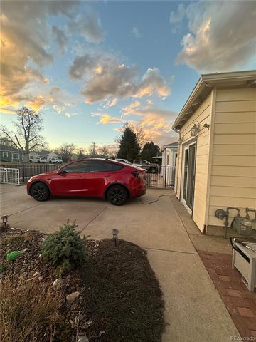 4574 Wyandot Street, Denver, CO 80211