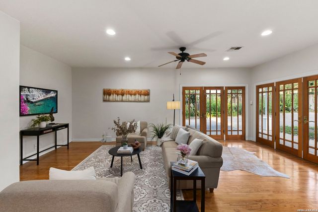 120 Alta Ave, San Antonio, TX 78209