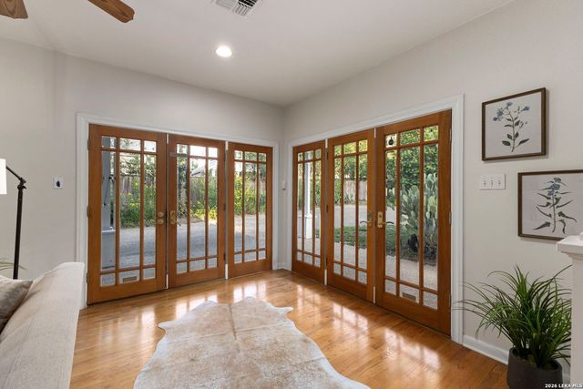 120 Alta Ave, San Antonio, TX 78209