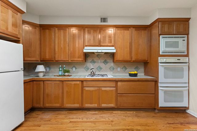 120 Alta Ave, San Antonio, TX 78209