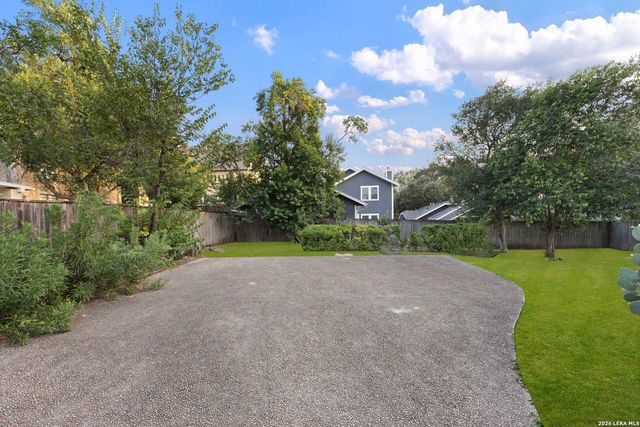 120 Alta Ave, San Antonio, TX 78209