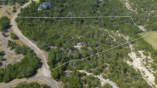 104 Stonegate LN, Dripping Springs, TX 78620