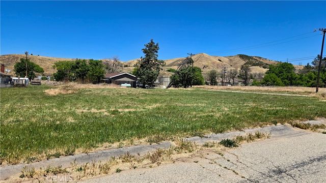 0 Boxtree Dr & Brookwood Rd, Lake Elizabeth, CA 93532