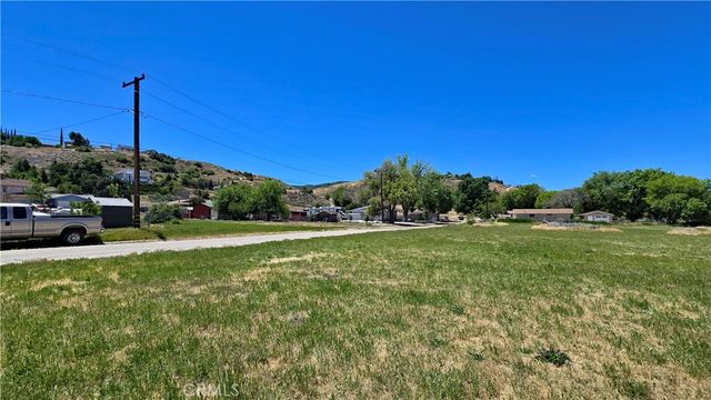 0 Boxtree Dr & Brookwood Rd, Lake Elizabeth, CA 93532