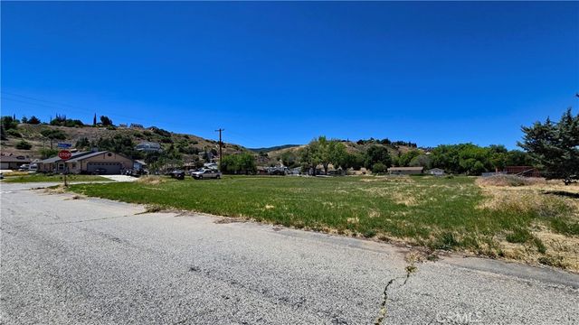 0 Boxtree Dr & Brookwood Rd, Lake Elizabeth, CA 93532