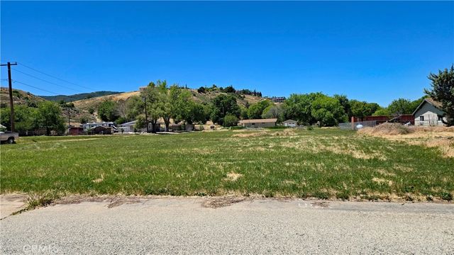 0 Boxtree Dr & Brookwood Rd, Lake Elizabeth, CA 93532