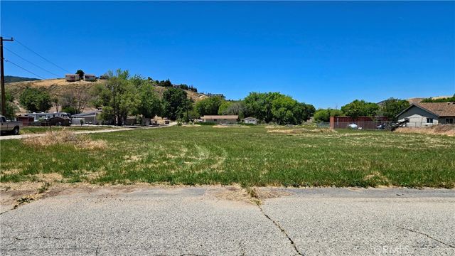 0 Boxtree Dr & Brookwood Rd, Lake Elizabeth, CA 93532