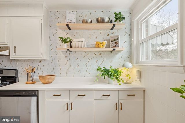 810 BENNINGTON RD, Folcroft, PA 19032